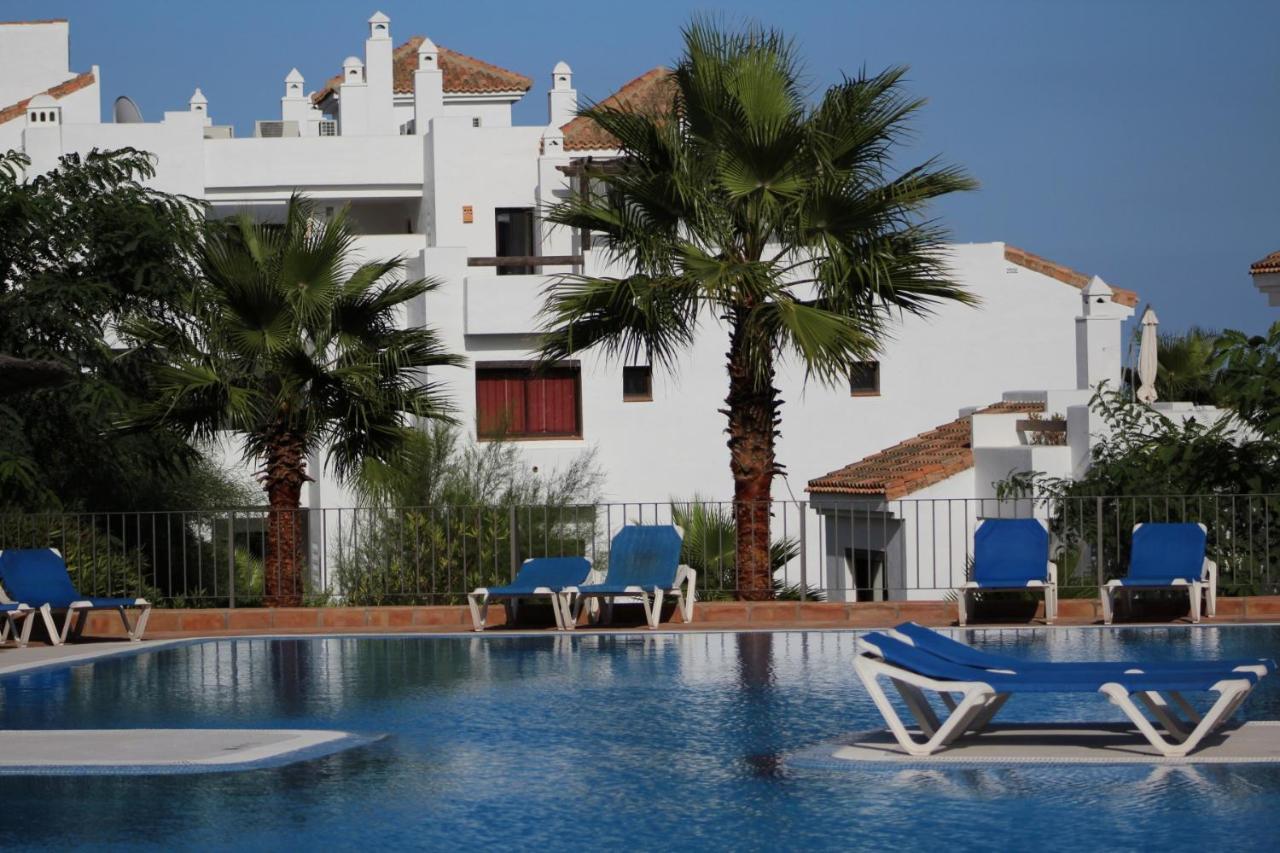 2149-Amazing Groundfloor 3 Bedrooms On Golf, Pools Alcaidesa Kültér fotó