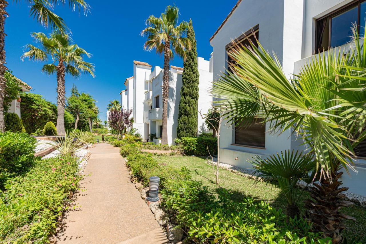 2149-Amazing Groundfloor 3 Bedrooms On Golf, Pools Alcaidesa Kültér fotó