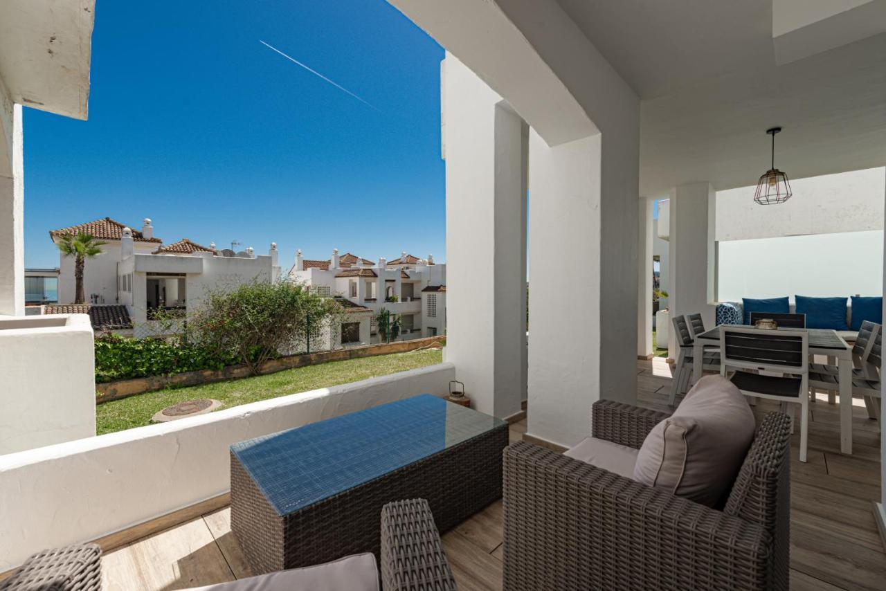 2149-Amazing Groundfloor 3 Bedrooms On Golf, Pools Alcaidesa Kültér fotó