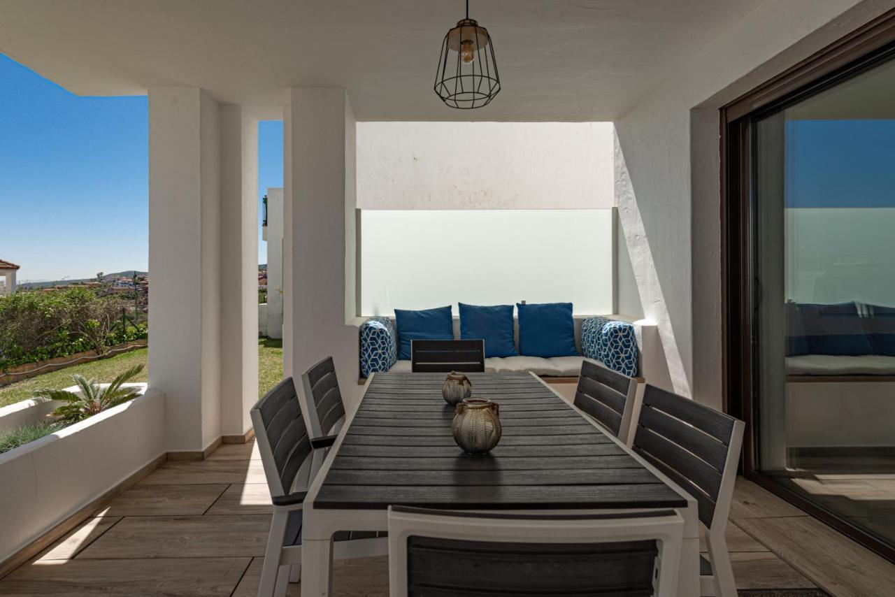 2149-Amazing Groundfloor 3 Bedrooms On Golf, Pools Alcaidesa Kültér fotó